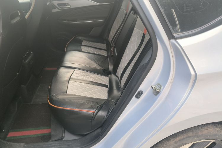 埃安 AION S Plus 2023款 70 乐享版 三元锂中控内饰7004