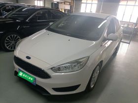 福特 福克斯 2018款 两厢经典 1.6L 自动舒适型智行版