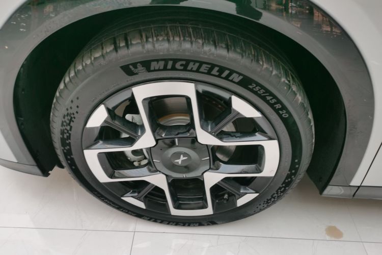 小鹏G7 2025款 702 超长续航 Max车身外观6007