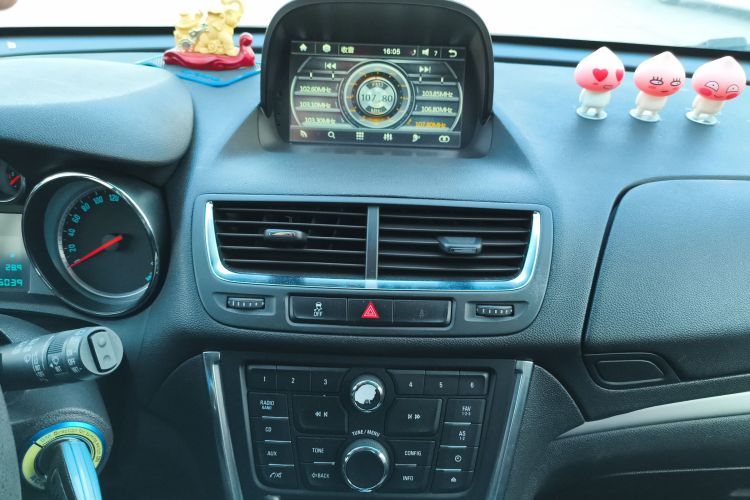 别克 昂科拉 2015款 1.4T 自动两驱都市精英型中控内饰16