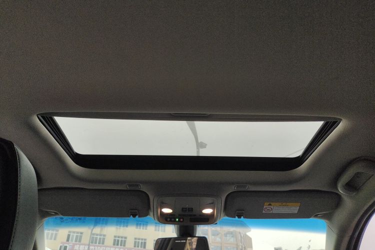 凯迪拉克ATS-L 2017款 28T 时尚型中控内饰22