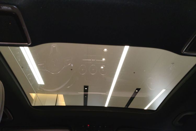 奔驰GLC 2022款 改款 GLC 300 L 4MATIC 动感型臻藏版中控内饰22