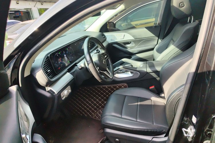 奔驰GLE新能源 2021款 GLE 350 e 4MATIC 轿跑SUV中控内饰19