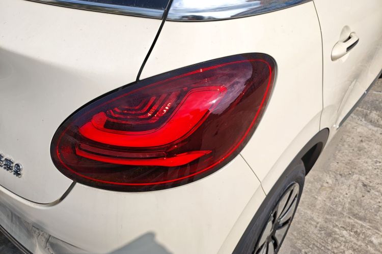 五菱汽车 五菱缤果 2025款 410km 灵犀尊享款车身外观9