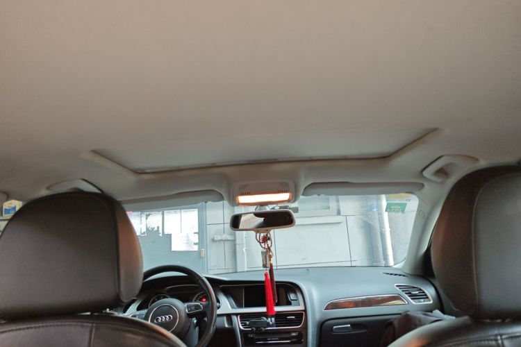 奥迪A4L 2013款 35 TFSI 自动技术型局部细节22