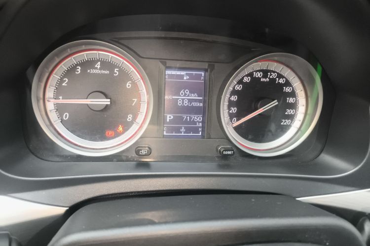 东风风行 景逸X5 2017款 1.6L CVT尊享型中控内饰14