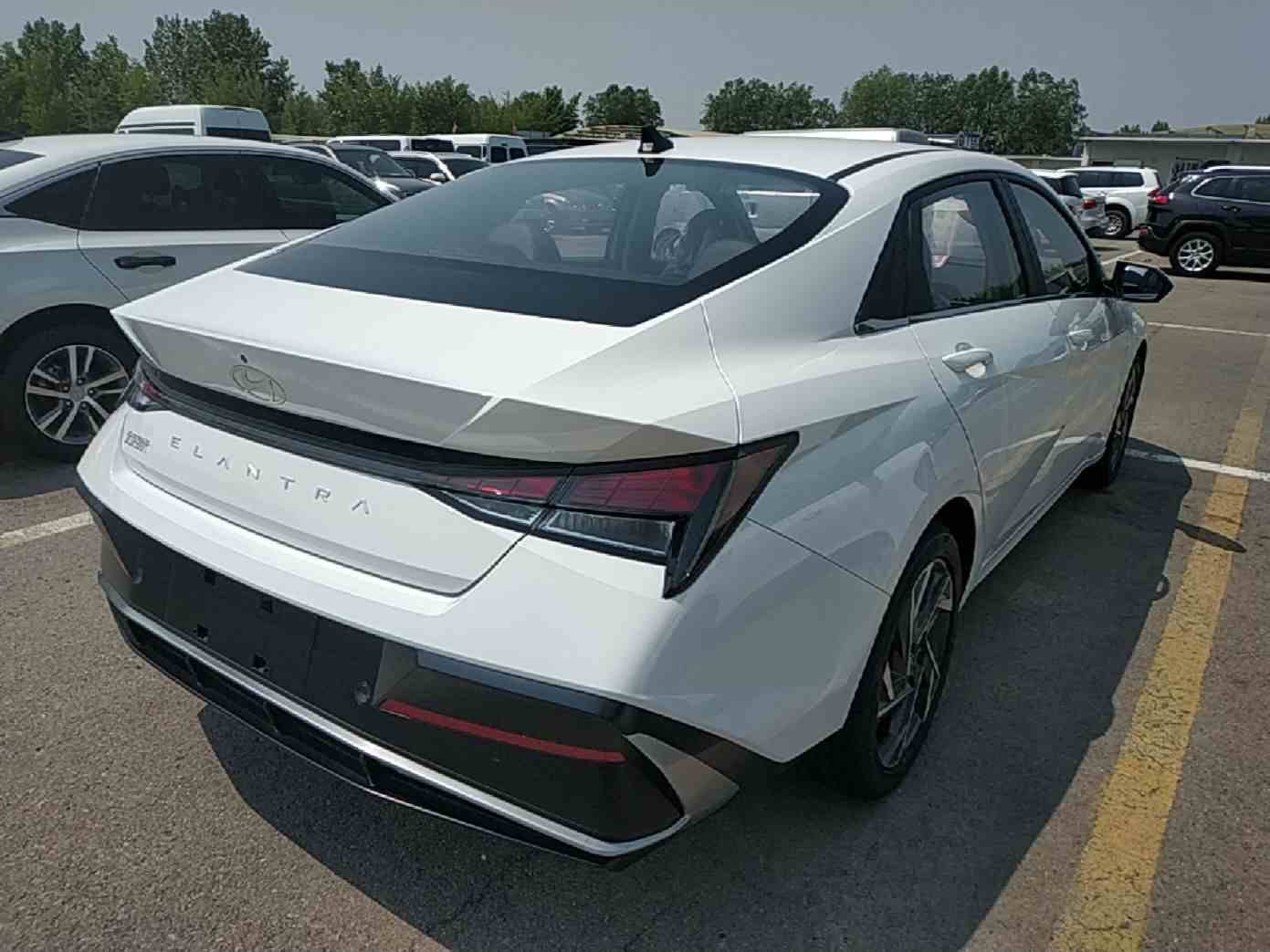 现代 伊兰特 2023款 1.5L CVT GLX精英版(5)