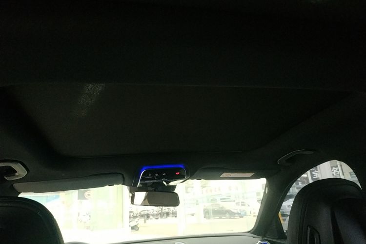 奔驰C级 2023款 C 260 L 运动版局部细节22