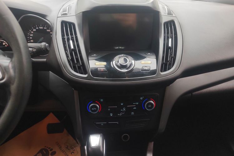 福特 翼虎 2018款 EcoBoost 180 两驱铂翼型中控内饰16