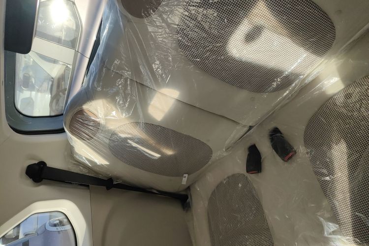 奔腾小马 2026款 222km 萌趣马 Plus中控内饰21