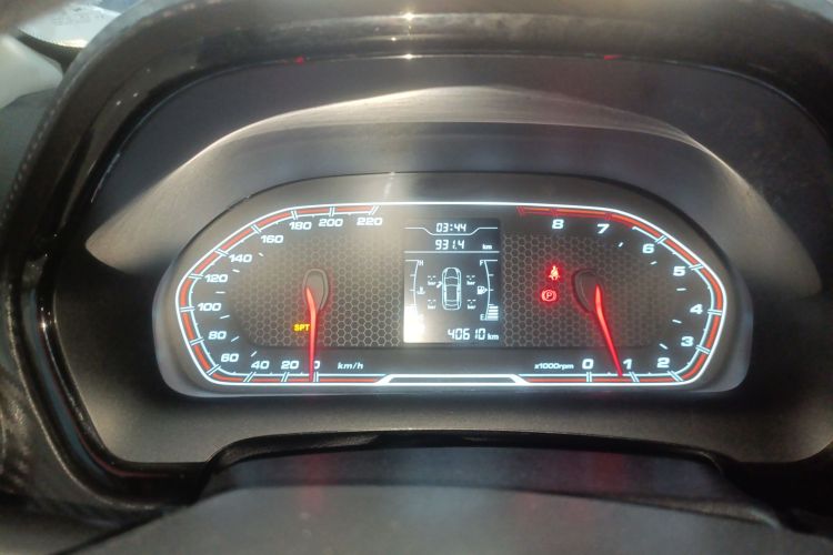 奇瑞 瑞虎3X 2018款 1.5L 自动精英版中控内饰14