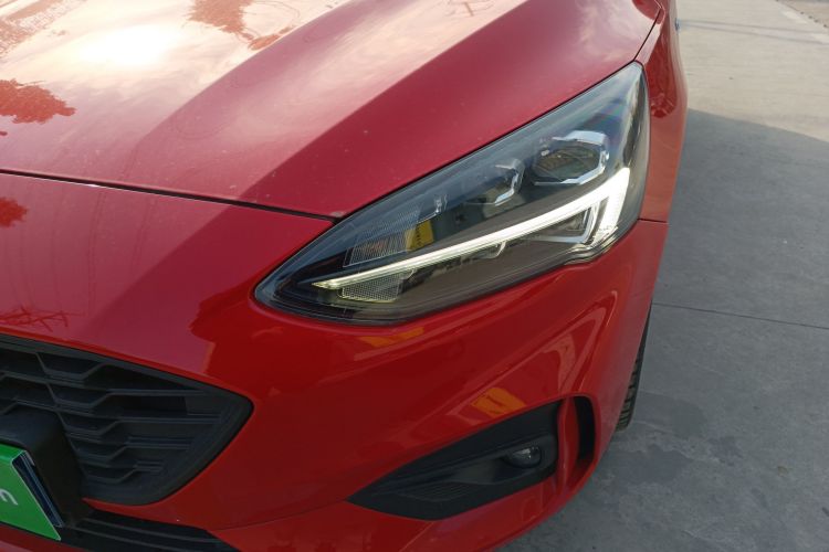 福特 福克斯 2020款 两厢 EcoBoost 180 自动ST Line局部细节36