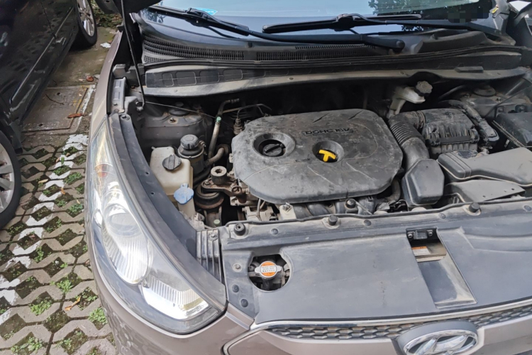 北京现代ix35 2012款 2.0L 自动两驱精英版GLS局部细节9006