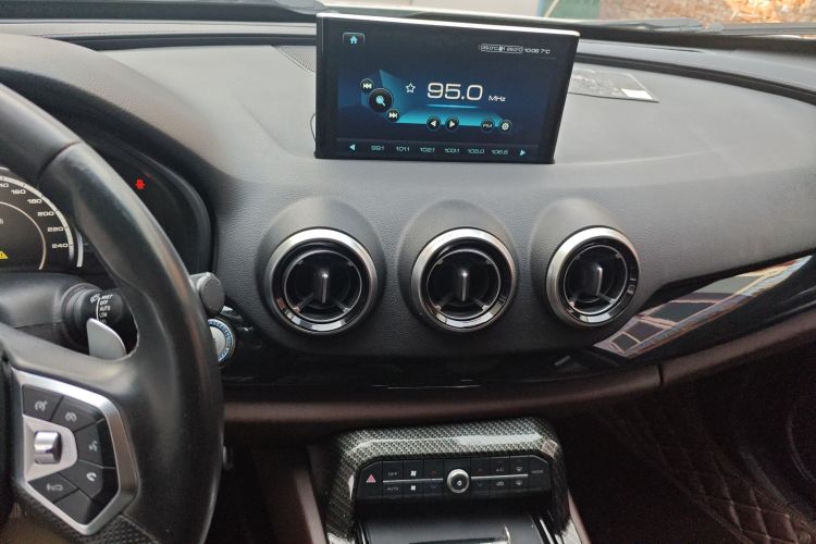 魏牌 VV7 2017款 2.0T 旗舰型局部细节16