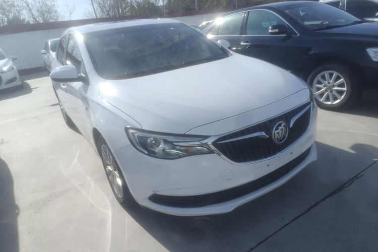 别克 英朗 2018款 15T 双离合精英型 国V车身外观3