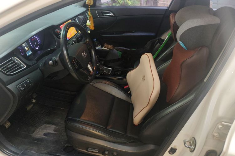 现代 名图 2014款 1.8L 自动尊贵型DLX中控内饰19