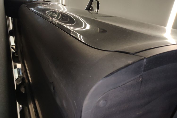 特斯拉 Model Y 2021款 标准续航后驱版局部细节9002