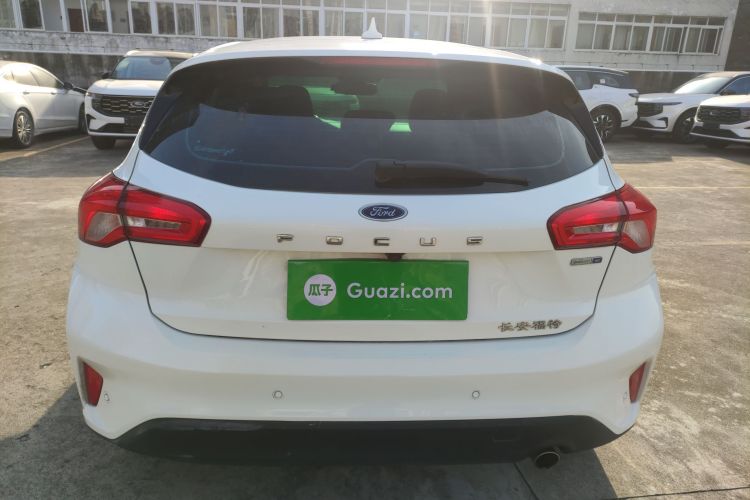 福特 福克斯 2019款 两厢 EcoBoost 180 自动锋潮型车身外观6004