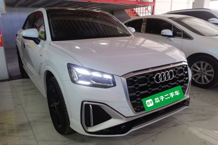 奥迪Q2L 2022款 35 TFSI 进取动感型车身外观3