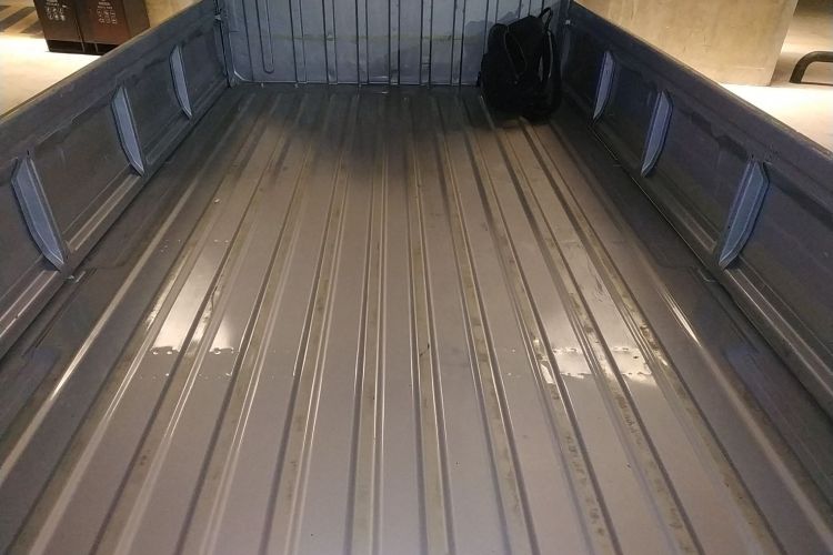 五菱汽车 五菱之光小卡 2023款 1.5L 单排LAR机舱底盘23