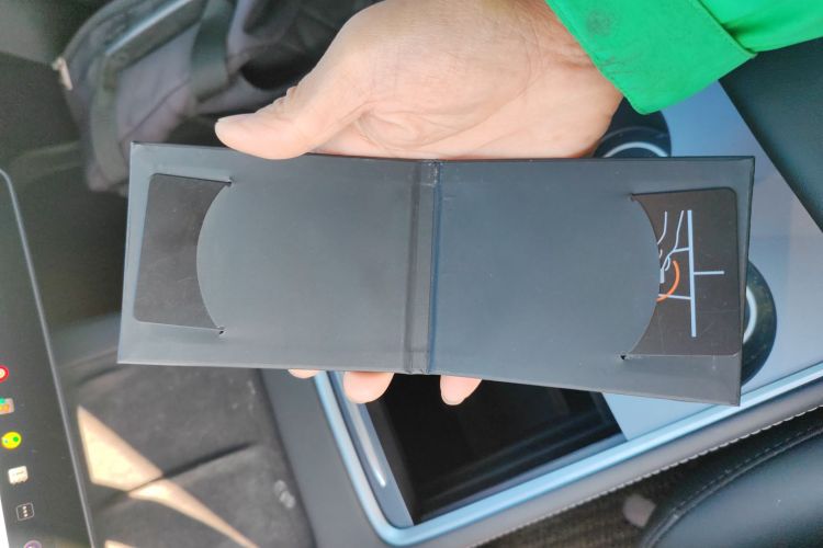 特斯拉 Model Y 2023款 长续航全轮驱动版中控内饰7001