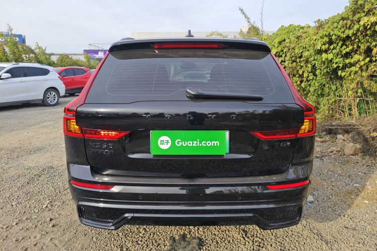 沃尔沃XC60新能源 2026款 插电式混动 长续航四驱智远极夜黑版车身外观6