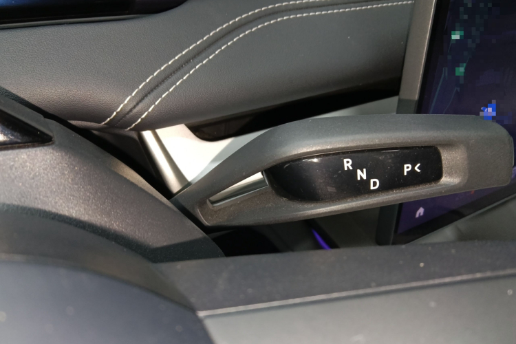 小米汽车 小米SU7 2024款 四驱超长续航高阶智驾Max版中控内饰18