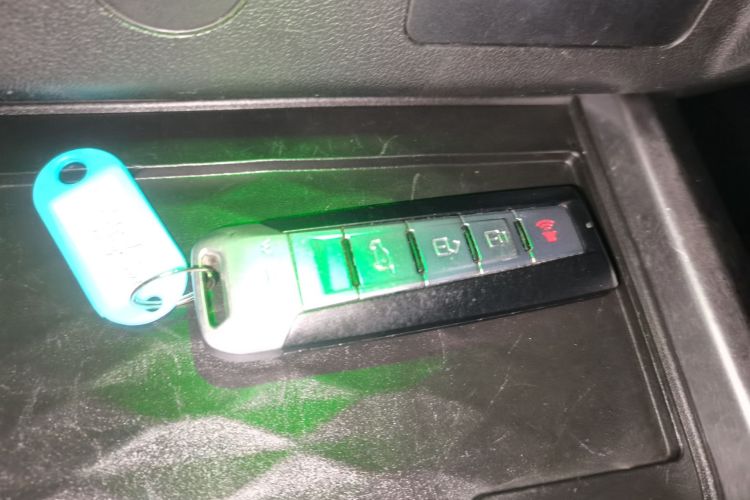 坦克300 2021款 越野版 2.0T 挑战者中控内饰7001