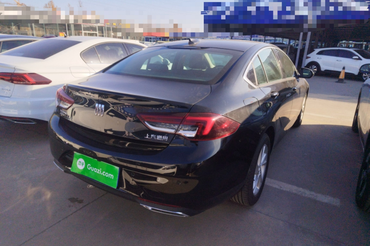 别克 君威 2024款 25T 超享版车身外观7