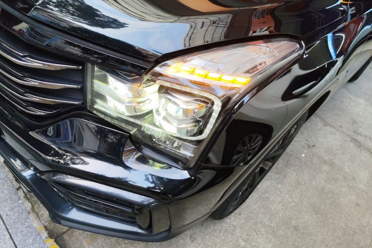 广汽传祺 传祺GS8 2021款 390T 两驱暗夜骑士版局部细节36