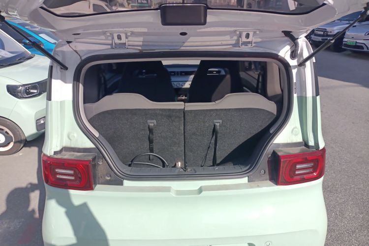 五菱汽车 宏光MINIEV 2021款 马卡龙时尚款 磷酸铁锂机舱底盘23