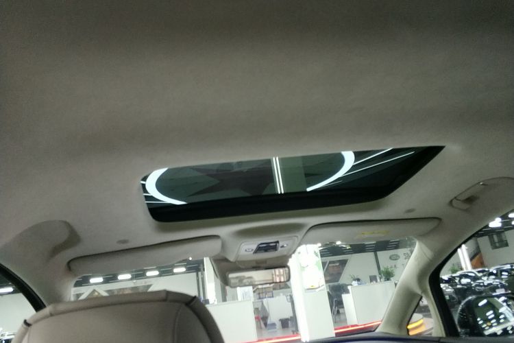 腾势D9 2024款 DM-i 980 四驱旗舰型中控内饰22