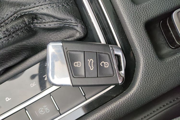 大众 迈腾 2018款 330TSI DSG 领先型中控内饰7001