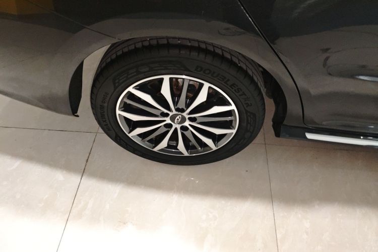 奇瑞 艾瑞泽5 PLUS 2021款 小泽 1.5L CVT型PLUS车身外观6008