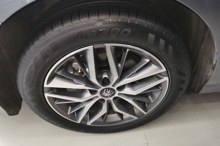 比亚迪 秦PLUS 2023款 冠军版 DM-i 120KM卓越型车身外观6007