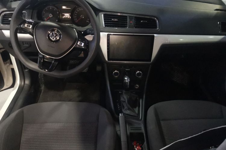 大众 朗逸 2017款 1.6L 自动风尚版中控内饰7002