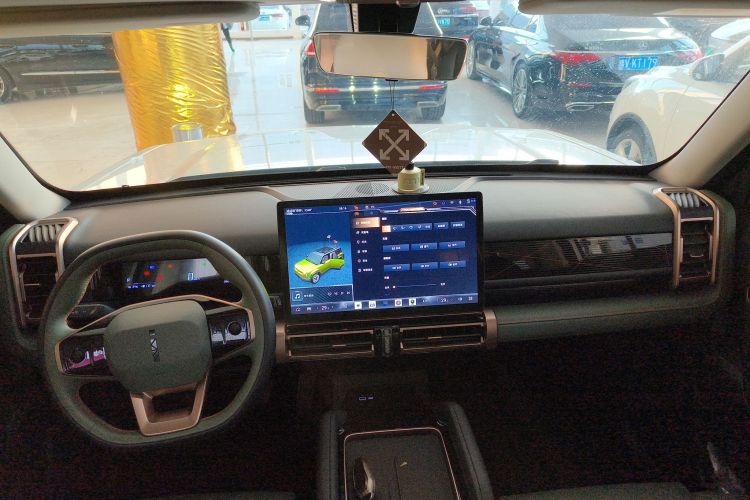 奇瑞iCAR 03 2024款 501km 两驱长续航版中控内饰12