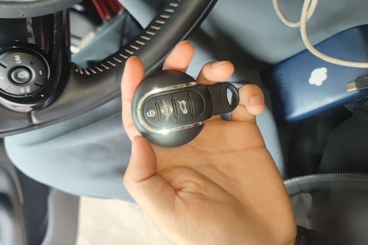 MINI Clubman 2018款 1.5T COOPER 艺术家中控内饰11