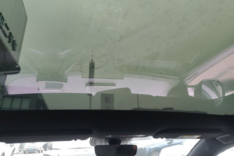 领克10 EM-P 2025款 120四驱Ultra局部细节22