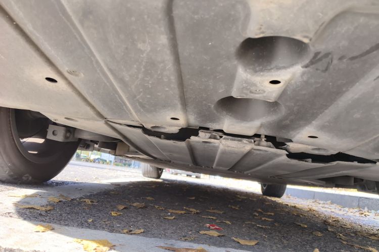 小鹏P5 2021款 460E局部细节9009