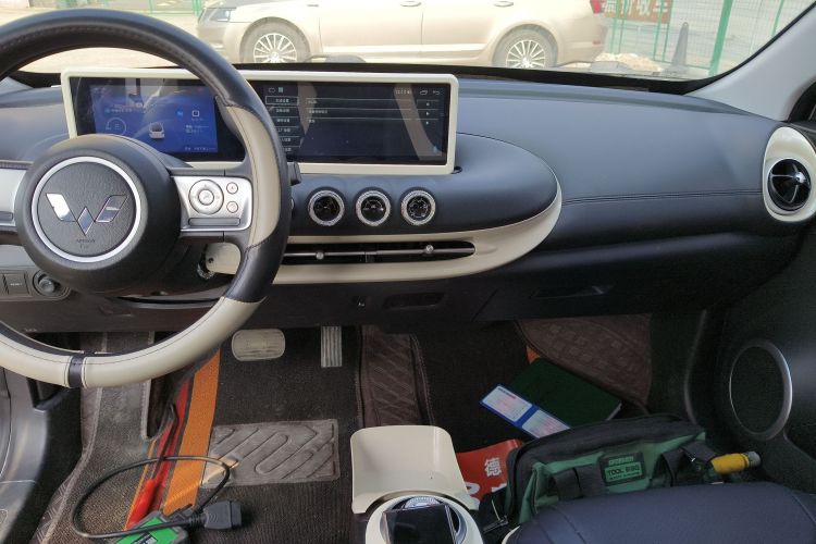 五菱汽车 五菱缤果 2023款 333km 快享款中控内饰16