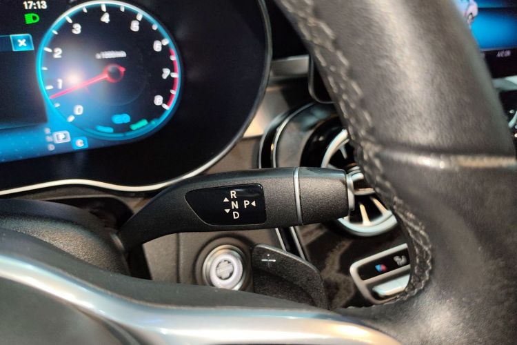 奔驰C级 2019款 改款 C 260 L 运动版中控内饰18