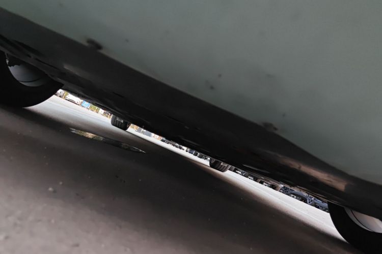 昊铂GT 2023款  710后驱超充七翼版局部细节9008