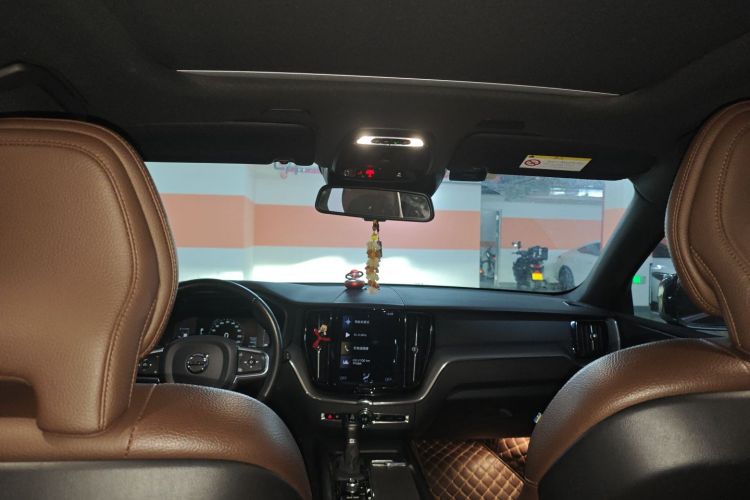 沃尔沃XC60 2021款 T5 四驱智逸豪华版中控内饰22