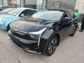 哪吒汽车 2023款 哪吒U-Ⅱ 400 U秀版 三元锂