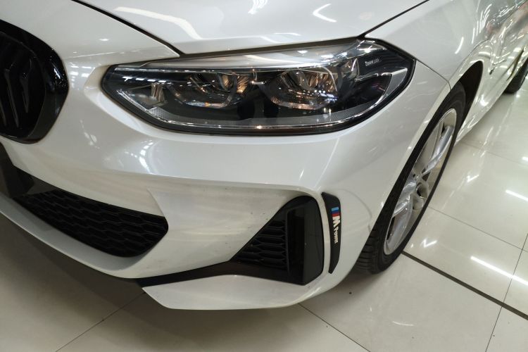 宝马1系 2023款 120i M运动曜夜版局部细节36