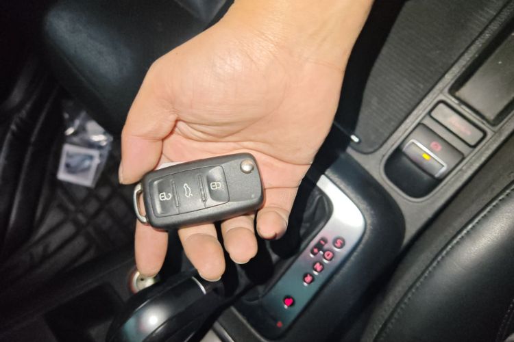 大众 途观 2015款 2.0TSI 自动四驱豪华版中控内饰11