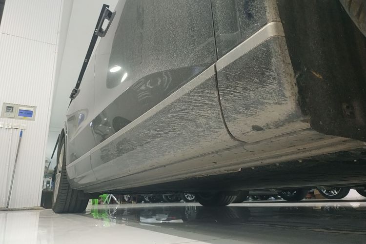 乐道L90 2025款 Max 六座版局部细节9001