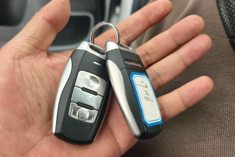 哈弗H6 Coupe 2019款 1.5T 自动两驱精英型 国V中控内饰11