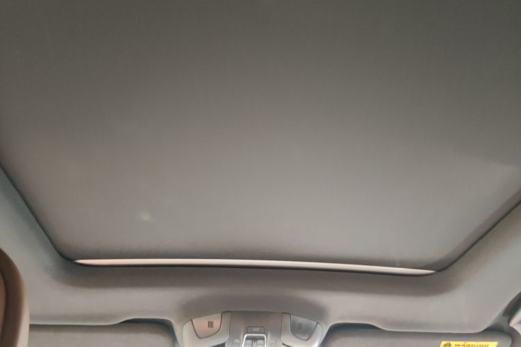 玛莎拉蒂 Levante 2022款 2.0T GT锋芒版中控内饰22